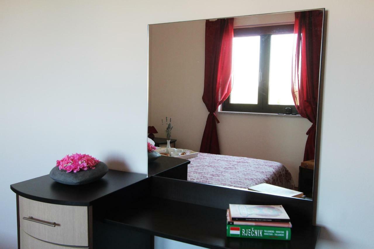 Apartment Marko Rovinjsko Selo Buitenkant foto